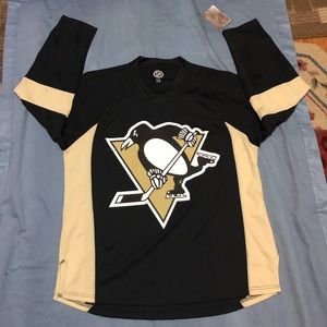 NHL Pittsburgh penguins Sidney Crosby new with tags jersey great look